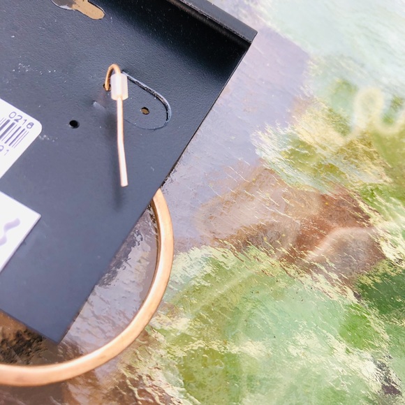 LB Gold Hammered Embellished Necklace Matching Earrings - Picture 8 of 9